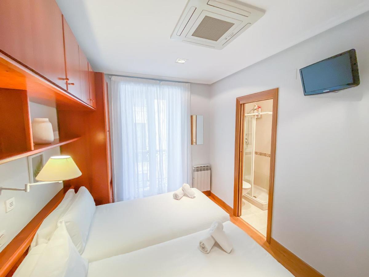 Habitaciones Turisticas Ayuntamiento סן סבסטיאן מראה חיצוני תמונה